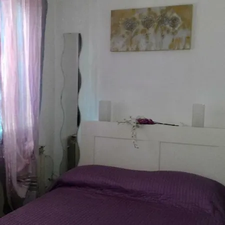 Roxy's House * Saronno